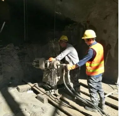 后湖管理区水下抗分散灌浆料特点 水下不分散注浆料介绍