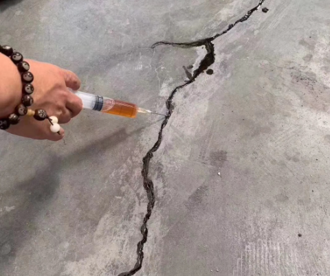 后湖管理区混凝土裂缝修补技术详解​
